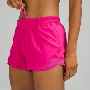 Lululemon Hotty Hot Low Rise Short 4”